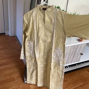 Beige / white Pakistani Kurti size M